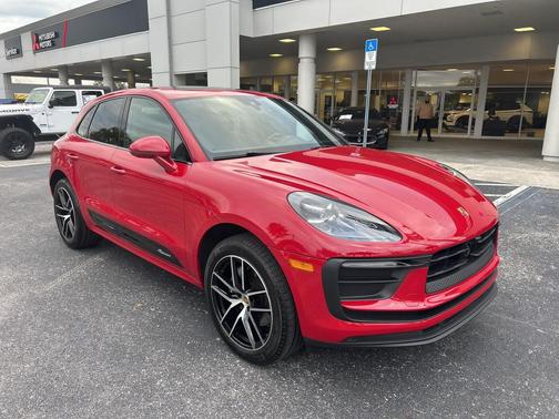 2024 Porsche Macan T