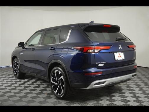 2025 Mitsubishi Outlander PHEV SE S-AWC