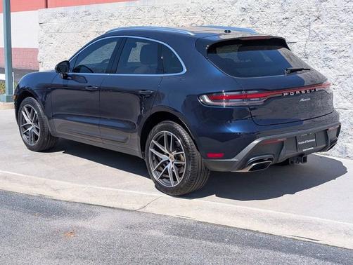 2023 Porsche Macan 