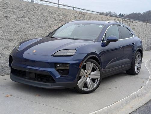 2024 Porsche Macan 