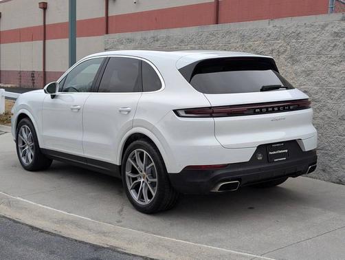 2025 Porsche Cayenne 