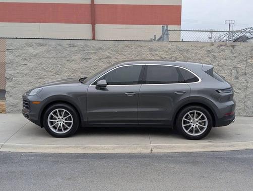 2024 Porsche Cayenne 