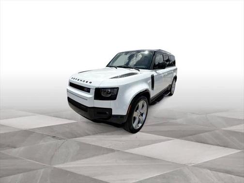 2023 Land Rover Defender 130 X-Dynamic SE