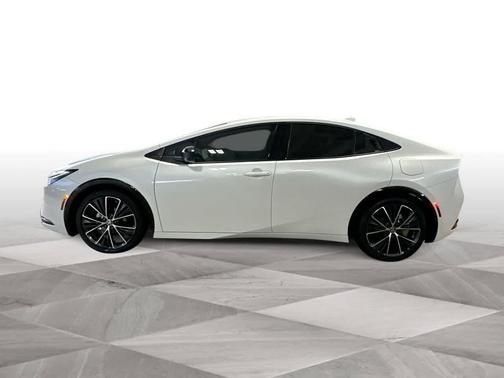 2024 Toyota Prius XLE