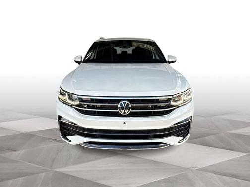 2022 Volkswagen Tiguan 2.0T SEL R-Line 4MOTION