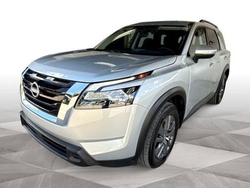 2024 Nissan Pathfinder SV 4WD
