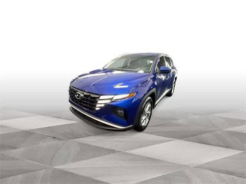 2023 Hyundai TUCSON SE