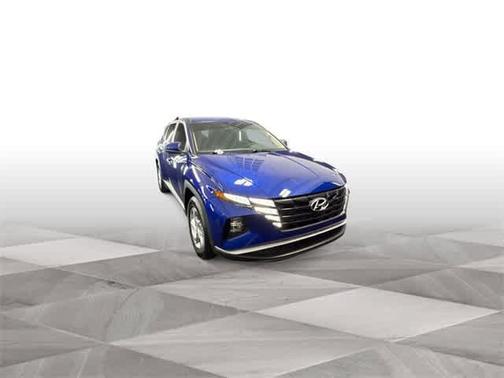 2023 Hyundai TUCSON SE
