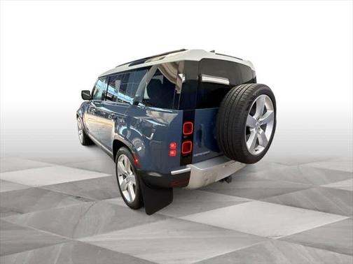 2023 Land Rover Defender 110 SE
