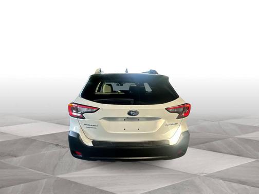 Crystal White Pearl 2025 Subaru Outback Premium