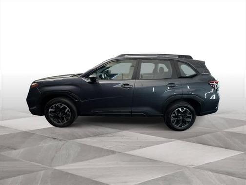 2025 Subaru Forester Base