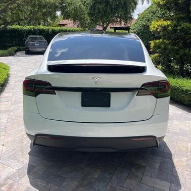 2022 Tesla Model X Dual Motor All-Wheel Drive
