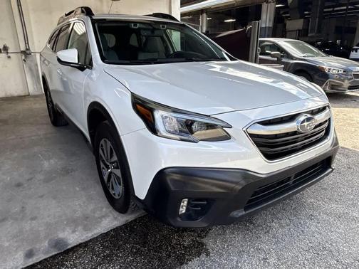 2021 Subaru Outback Premium