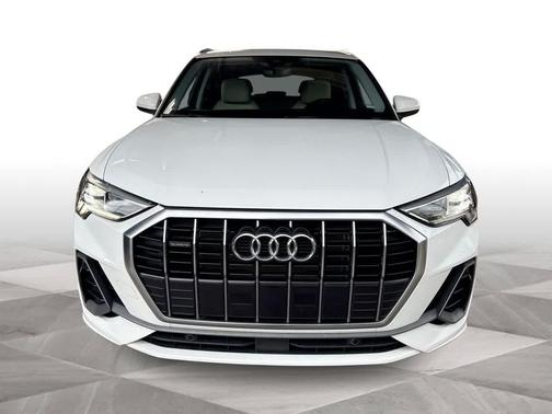 2023 Audi Q3 Premium 45 TFSI S line quattro Tiptronic