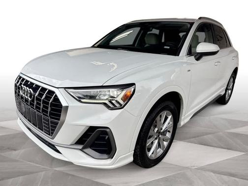 2023 Audi Q3 Premium 45 TFSI S line quattro Tiptronic