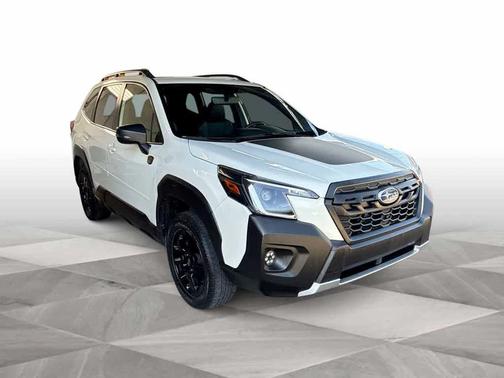 Crystal White Pearl 2023 Subaru Forester Wilderness