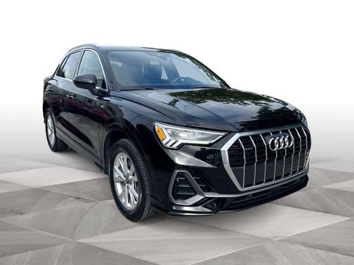 2024 Audi Q3 Premium 45 TFSI S line quattro Tiptronic