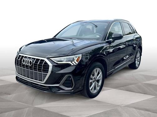 2024 Audi Q3 Premium 45 TFSI S line quattro Tiptronic