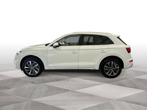 2024 Audi Q5 45 S line Premium