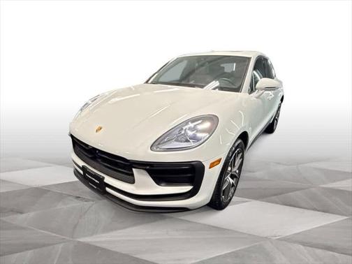 2024 Porsche Macan Base