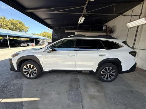 2025 Subaru Outback Touring