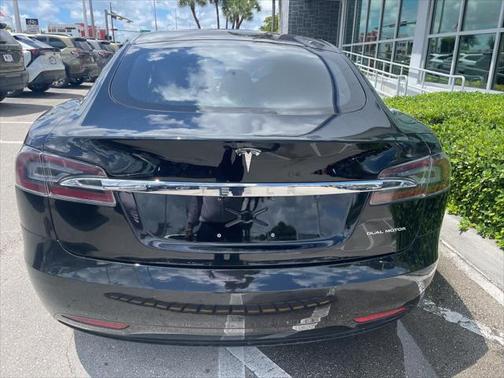 2021 Tesla Model S Long Range