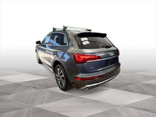 2024 Audi Q5 45 S line Premium