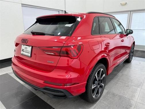 2025 Audi Q3 45 S line Premium