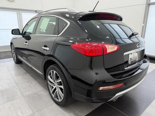 2016 INFINITI QX50 Base