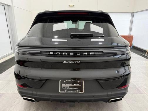 2024 Porsche Cayenne Base