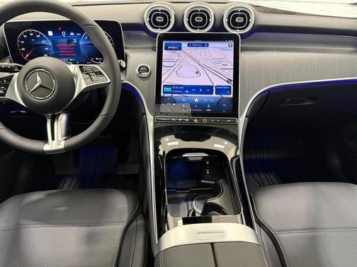 2025 Mercedes-Benz GLC 350e Base 4MATIC