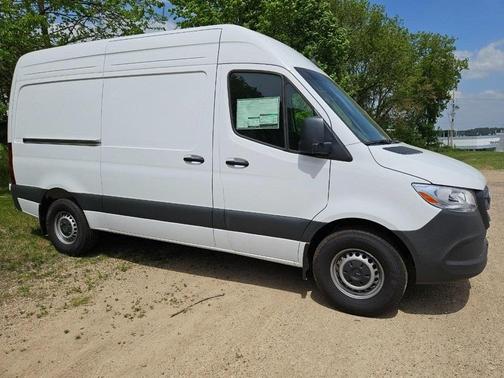 2025 Mercedes-Benz Sprinter 2500 Standard Roof