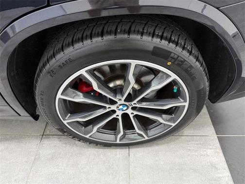 2021 BMW X3 M40i
