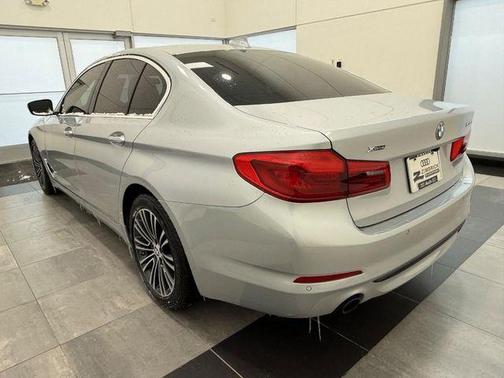2020 BMW 530 i xDrive