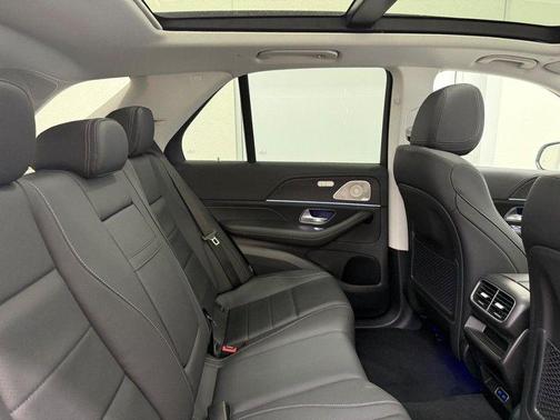 White 2026 Mercedes-Benz GLE 450 4MATIC
