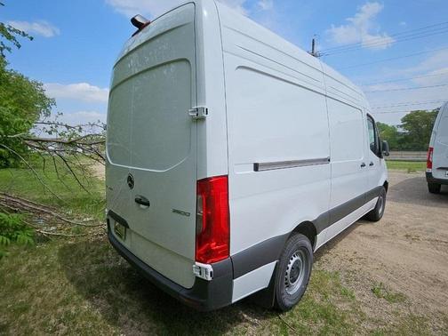 2025 Mercedes-Benz Sprinter 2500 Standard Roof