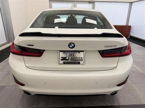 2020 BMW 330 i xDrive