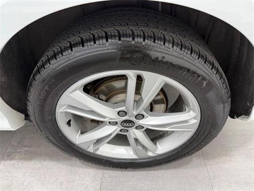 2021 Audi Q3 45 S line Premium