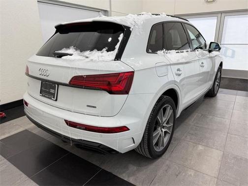 2025 Audi Q5 45 S line quattro Premium