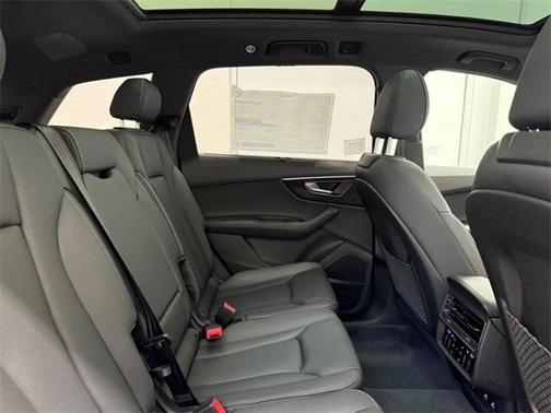 2026 Audi Q7 55 Premium Plus