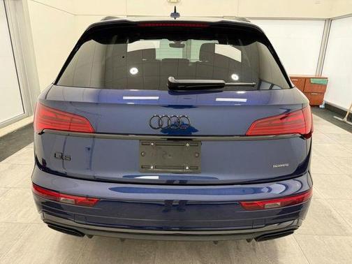 2025 Audi Q5 45 S line quattro Premium
