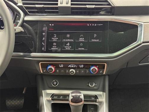 2025 Audi Q3 45 S line Premium