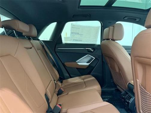 2025 Audi Q3 45 S line Premium