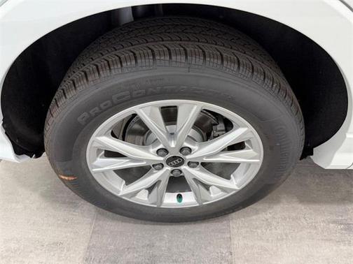 2025 Audi Q3 45 S line Premium