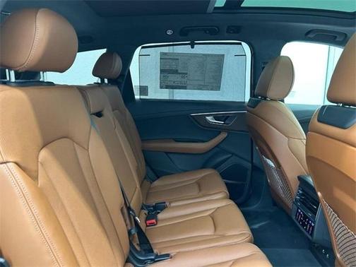 2025 Audi Q7 55 Prestige