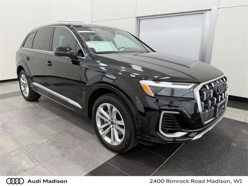2025 Audi Q7 55 Premium