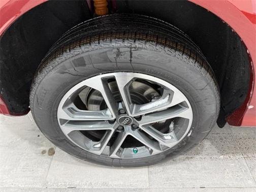 2025 Audi Q5 2.0T quattro Premium