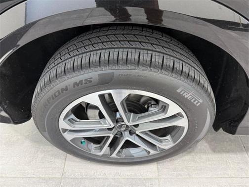 2025 Audi Q5 2.0T quattro Premium