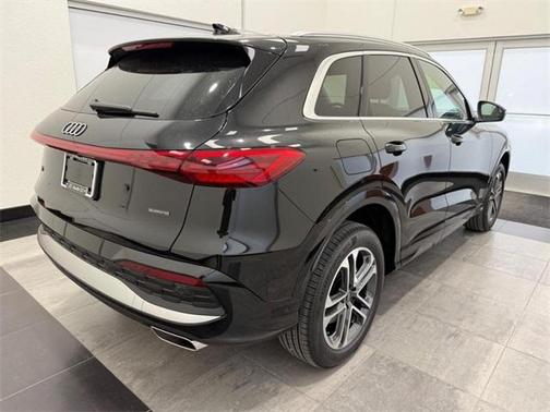 2025 Audi Q5 2.0T quattro Premium