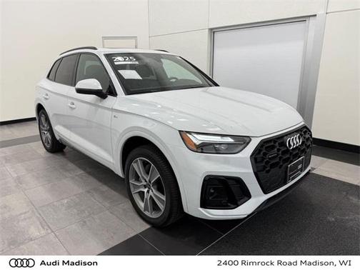 2025 Audi Q5 45 S line quattro Premium